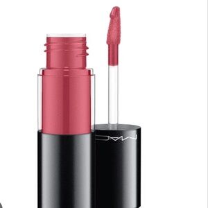 LIMITED EDITION | MAC Versicolour Varnish | Stuck In Love | NIB